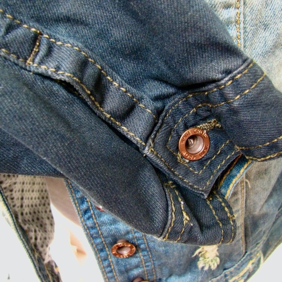 White Crow Denim Jean Jacket Thrashed Distressed Apocalyptic Womens Size Large - Picture 10 of 16